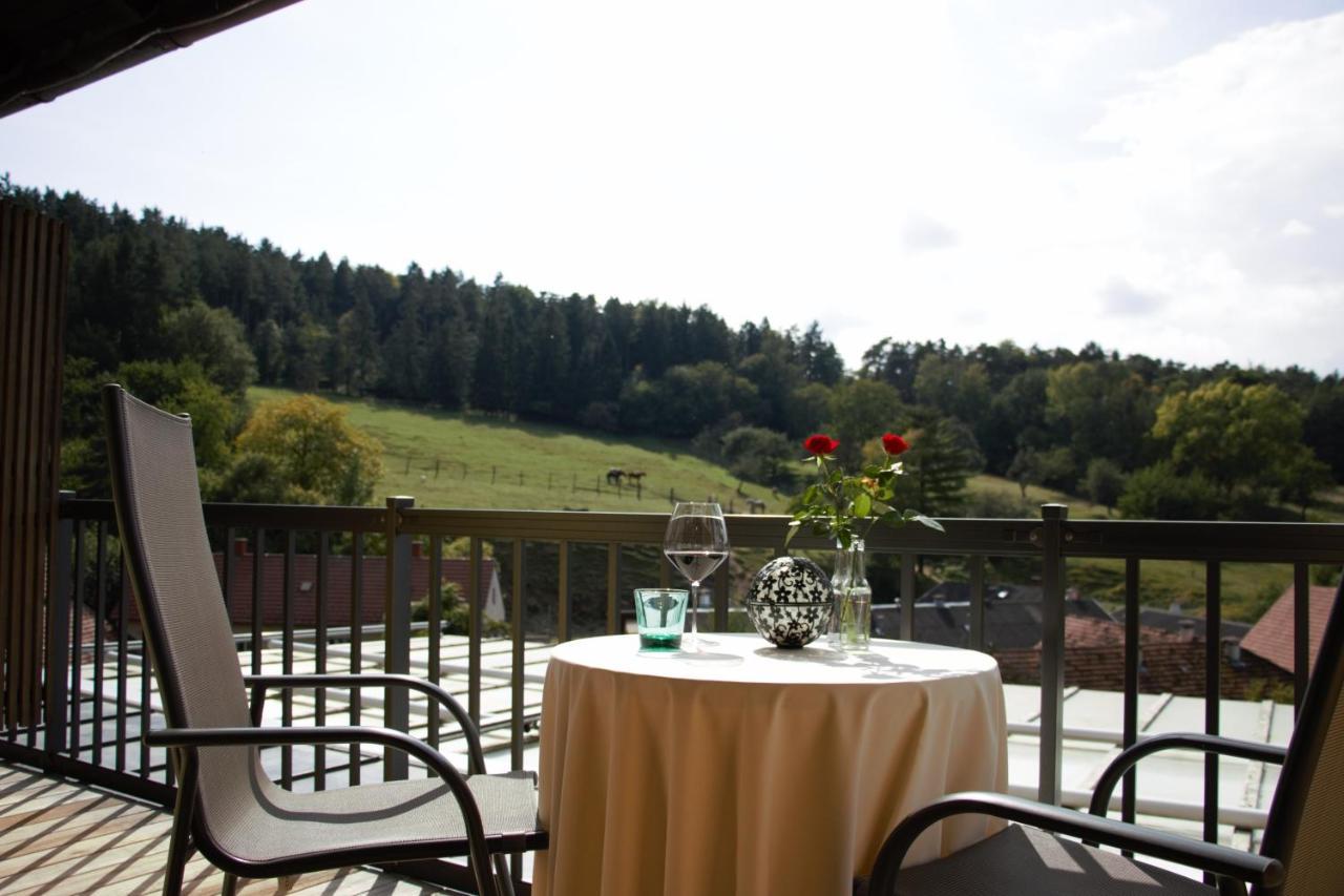 Hotel Kupfer-Dachl Katzelsdorf Zewnętrze zdjęcie